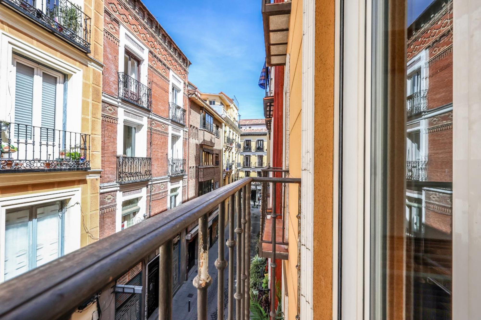 Apartamentos Reformados En Tirso De Molina Act Madri Exterior foto